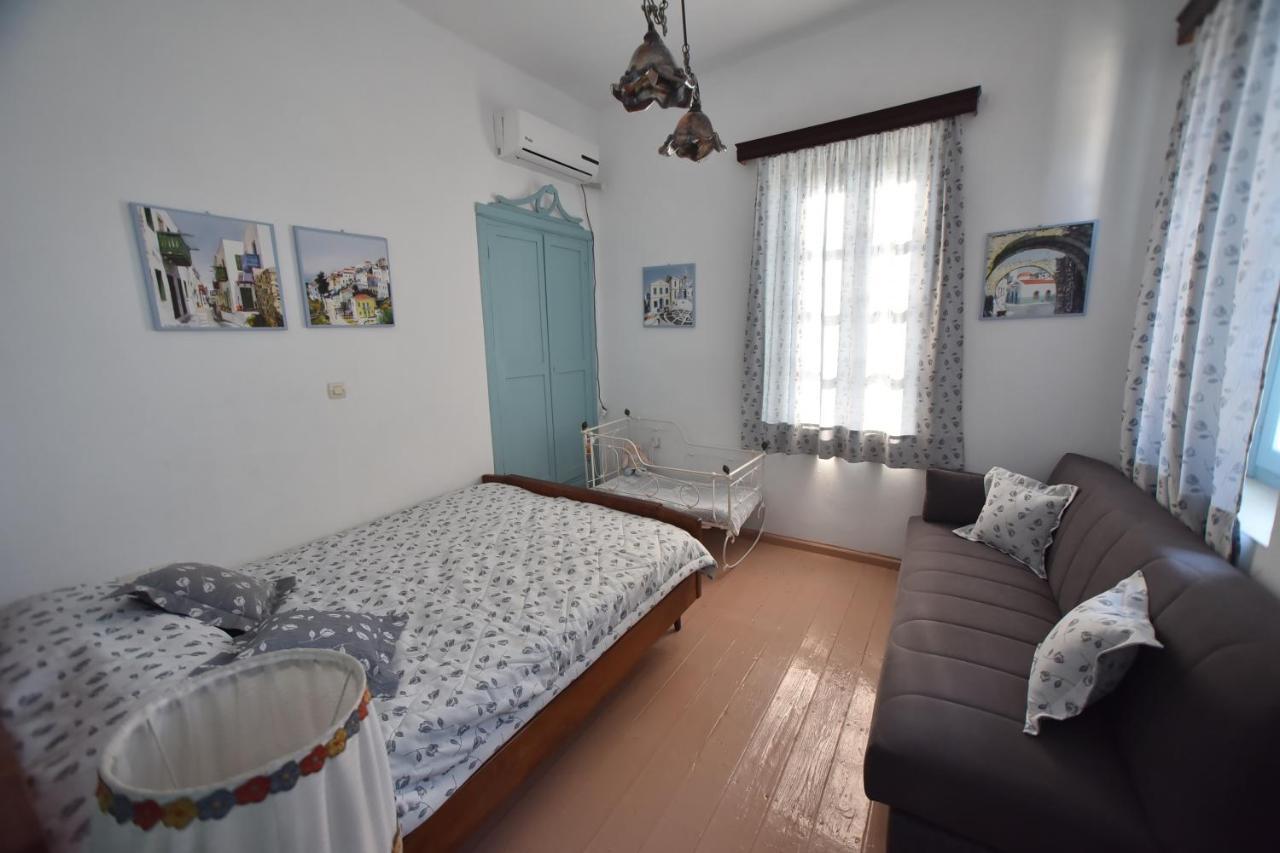 Traditional House By The Sea Μανδράκι Εξωτερικό φωτογραφία