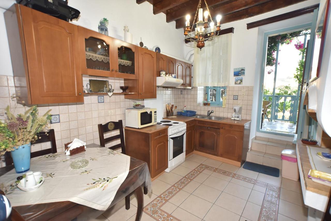 Traditional House By The Sea Μανδράκι Εξωτερικό φωτογραφία
